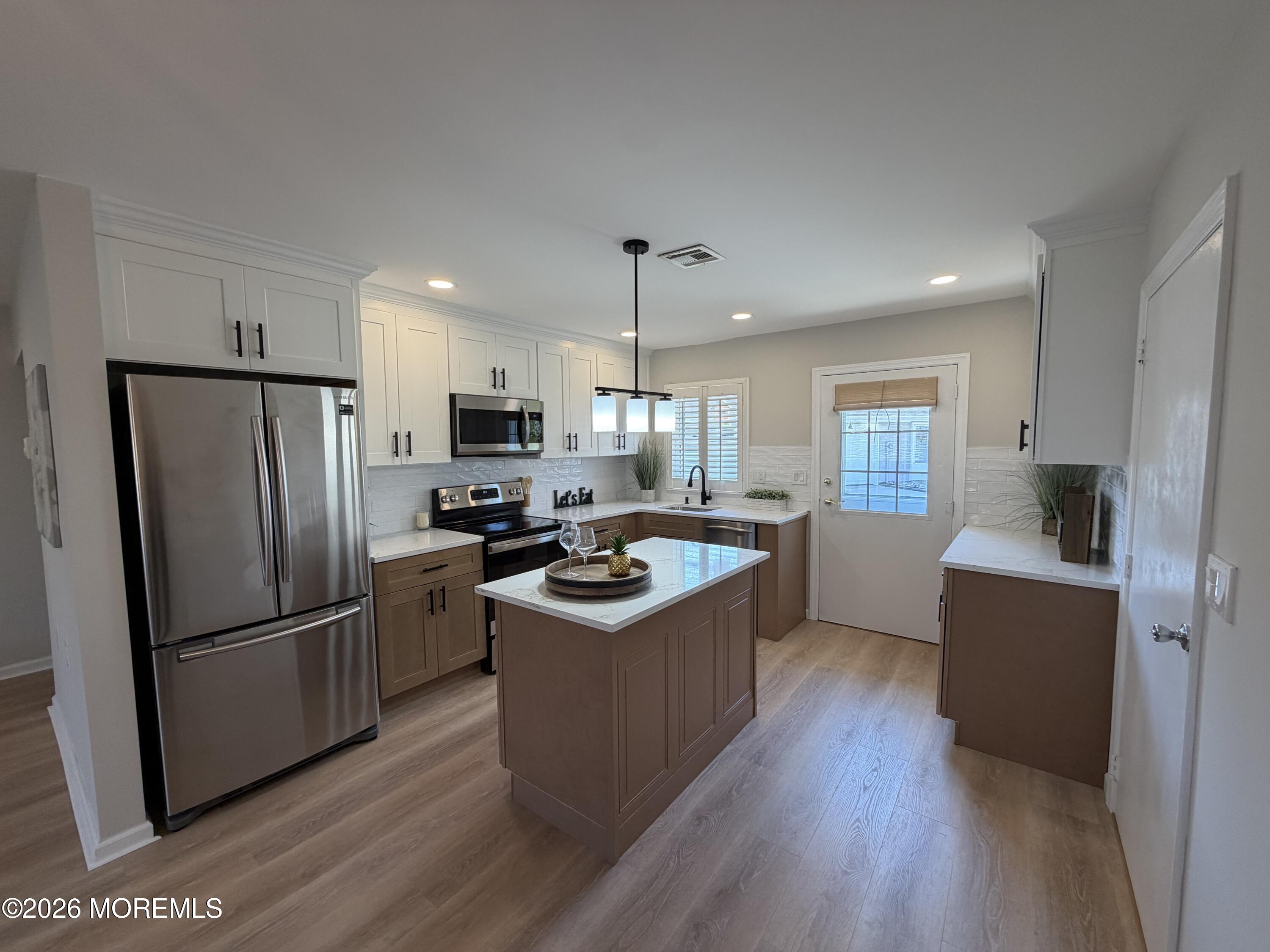 699A Plymouth Drive 699A Image 1