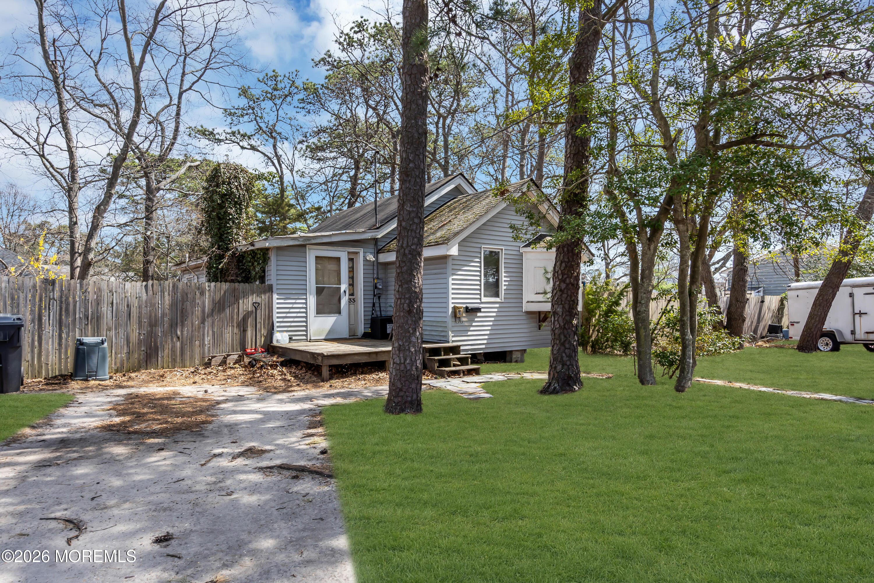 33 Wintergreen Avenue Image 1