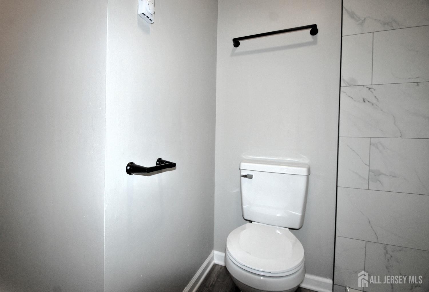 807 6th Street, Union Beach, NJ, 07735 image 34