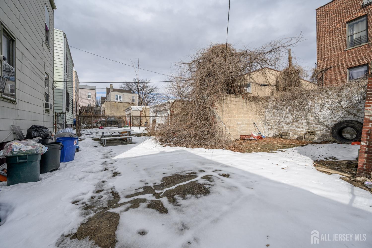 7 Mapes Terrace Image 5