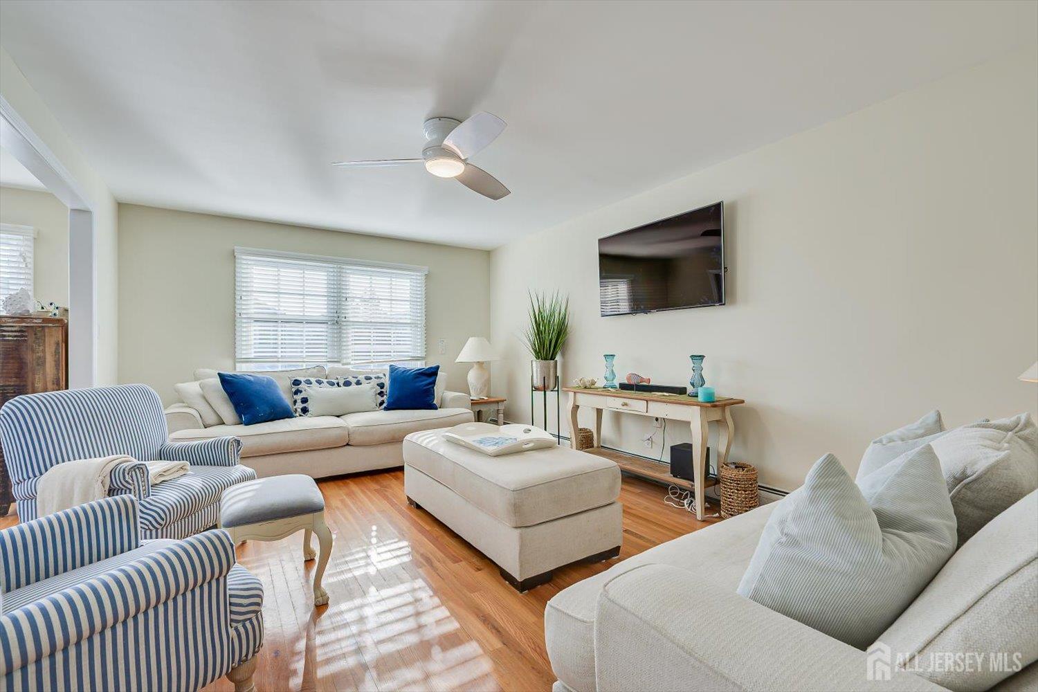 308 Cove Drive Image 4