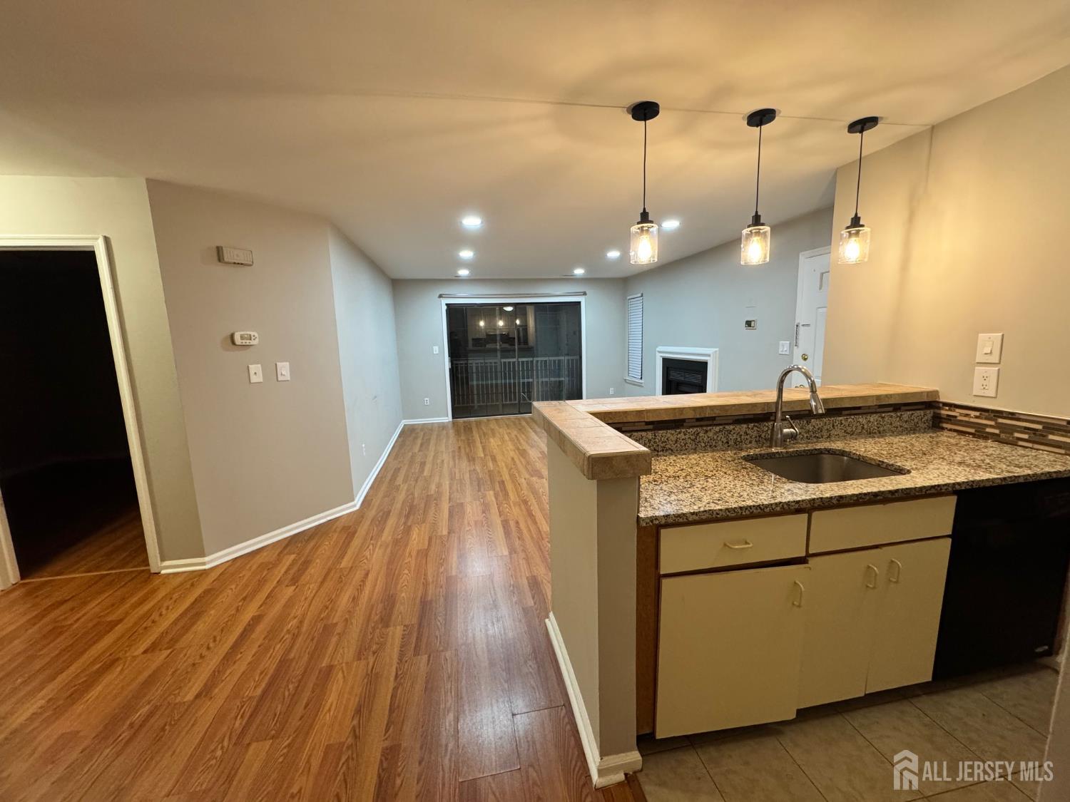 208 Blew Court, East Brunswick, NJ, 08816 image 17