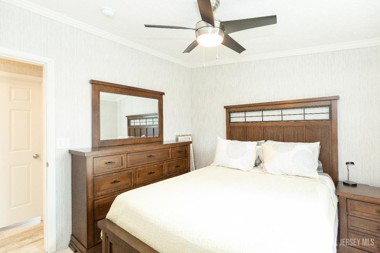 4 Oakdale Village Drive, South Brunswick, NJ, 08902 image 9