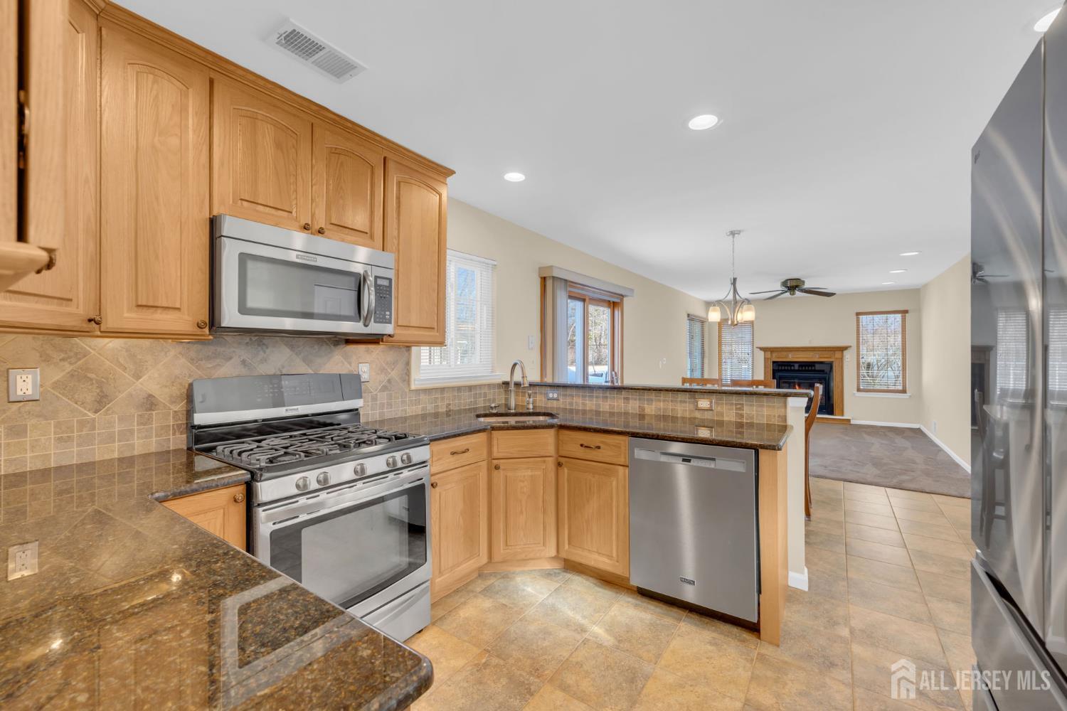 19 Cherrywood Drive, Piscataway, NJ, 08854 image 21