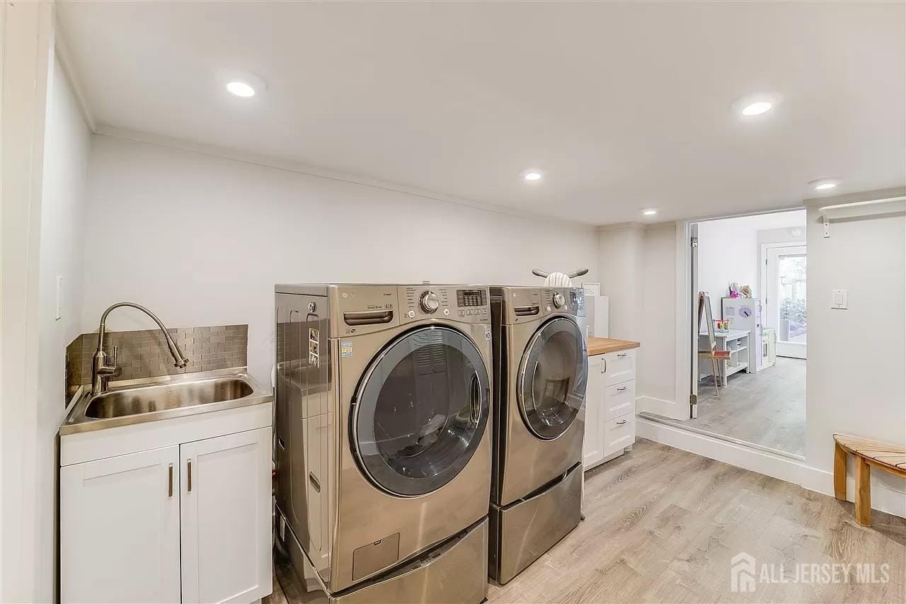 129 Thorne Street, Jersey City, NJ, 07307 image 10