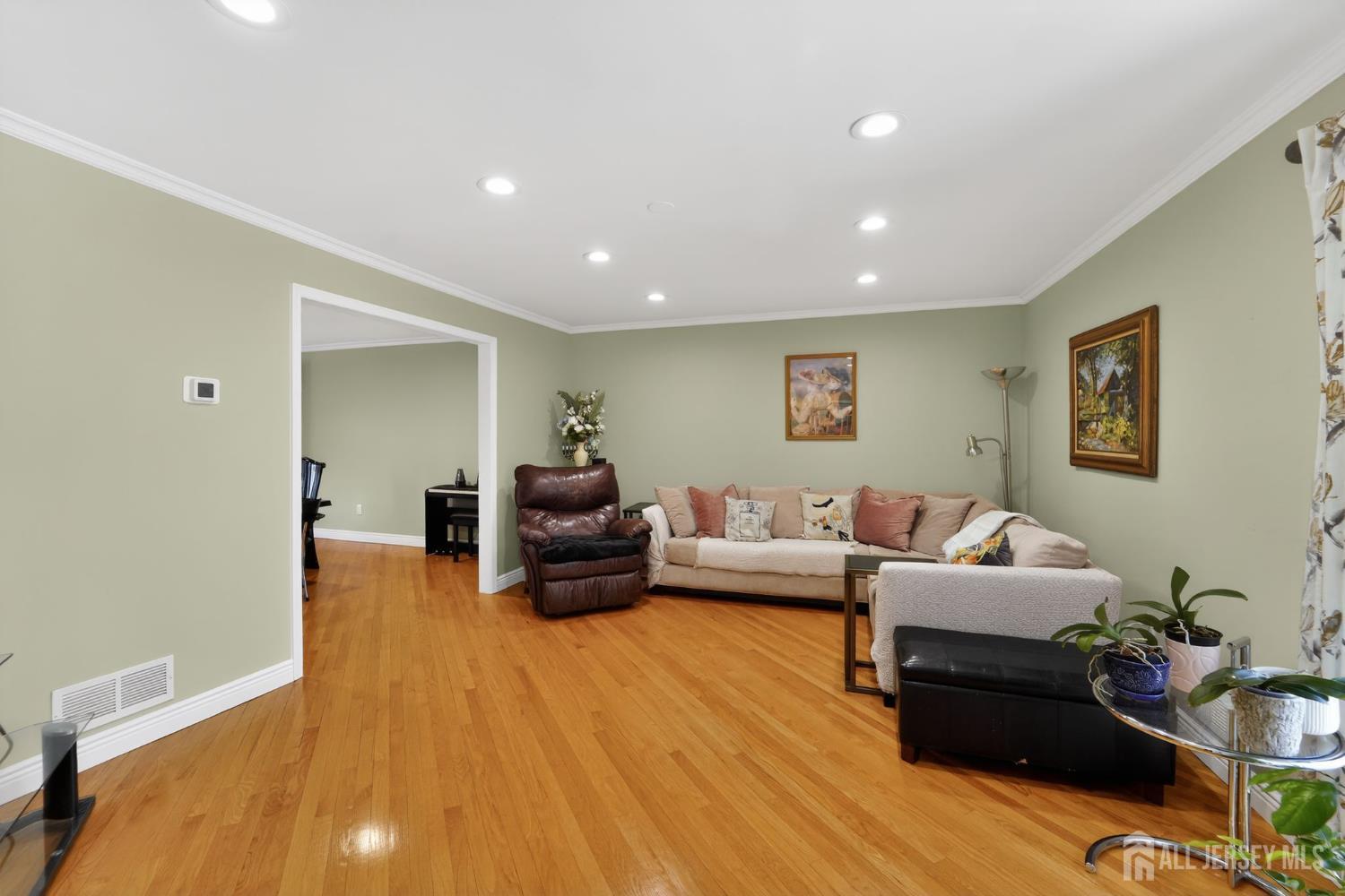 17 Willow Drive, Old Bridge, NJ, 08857 image 7