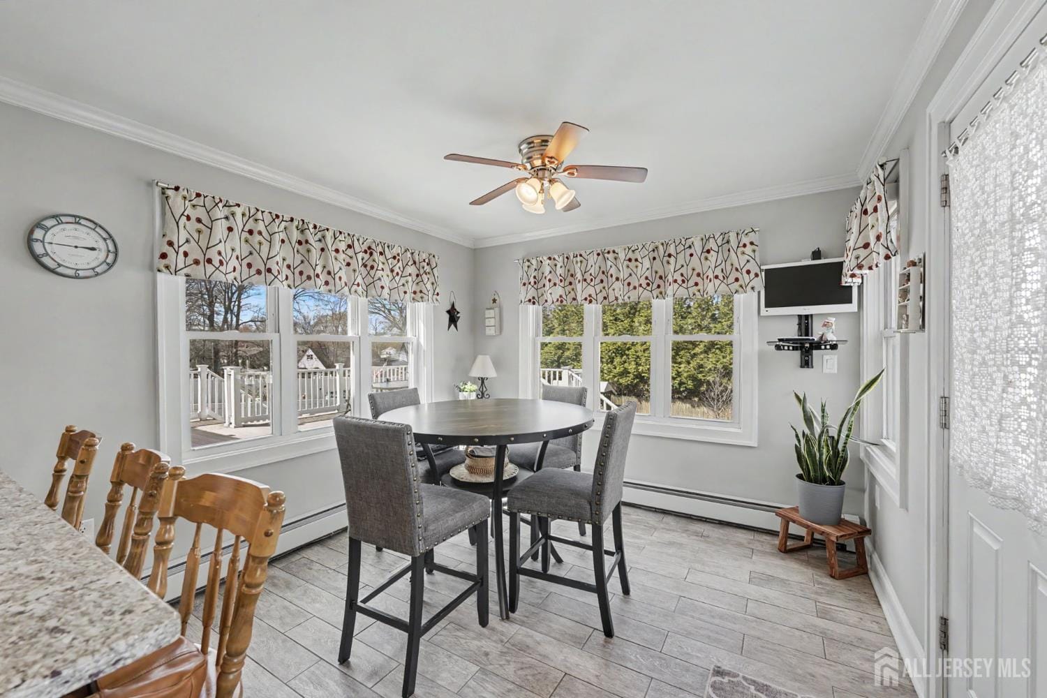 70 Oxford Road, Colonia, NJ, 07067 image 16