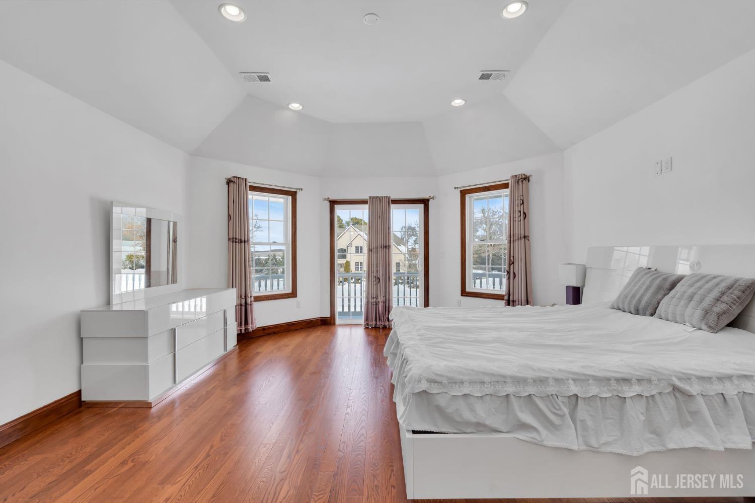 3251 Premier Place, Allentown, NJ, 07719 image 34