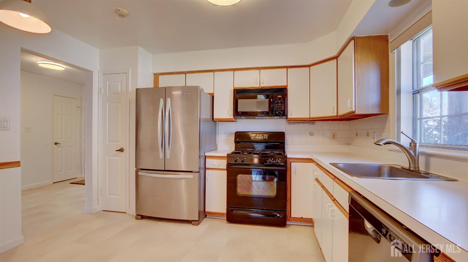 2 Hempstead Drive, Monroe, NJ, 08831 image 13