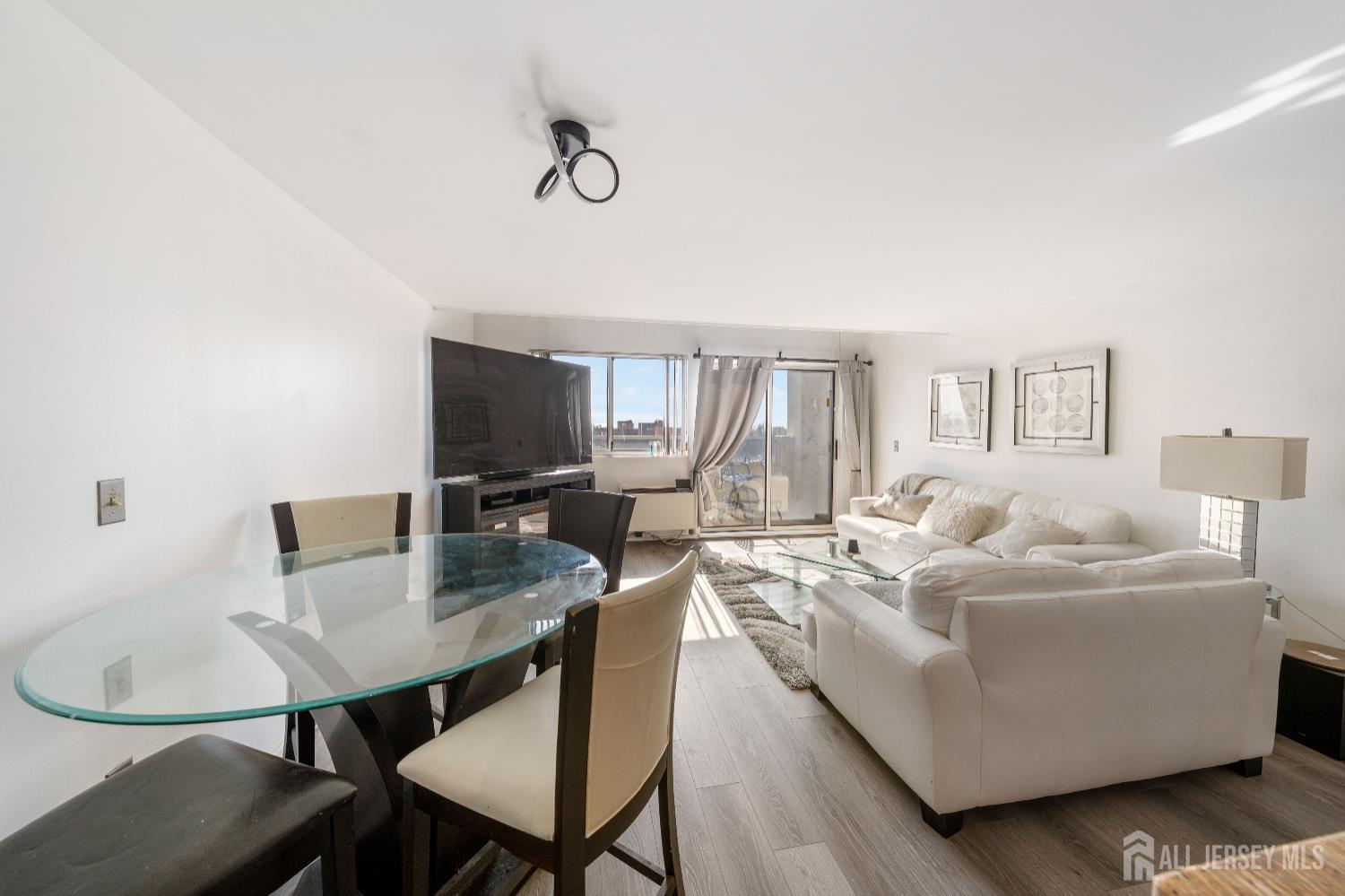 40 Fayette Street 64 Image 5