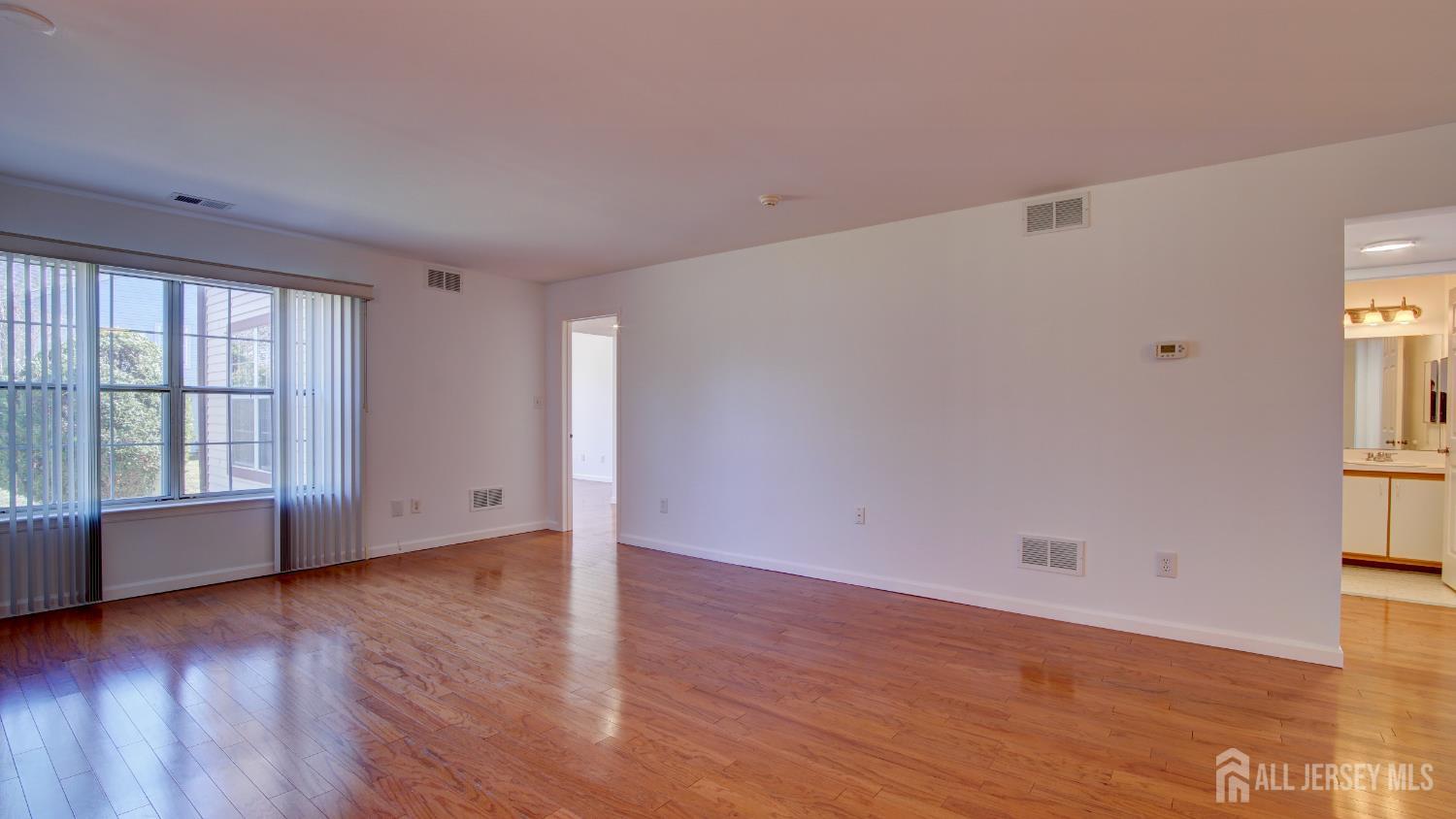 2 Hempstead Drive, Monroe, NJ, 08831 image 8