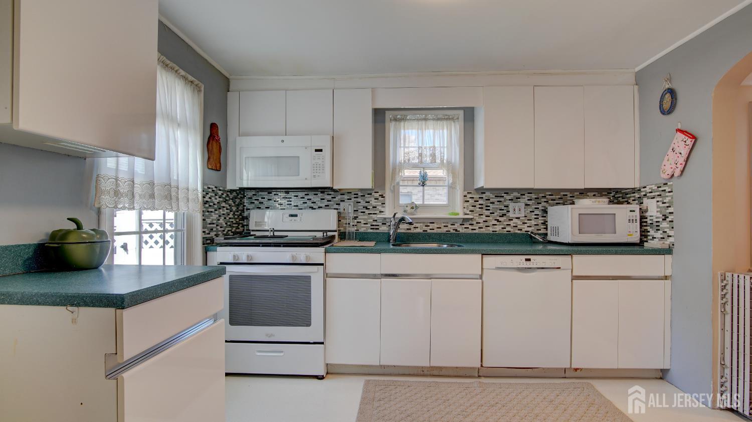 39 Harrison Street, Sayreville, NJ, 08872 image 7