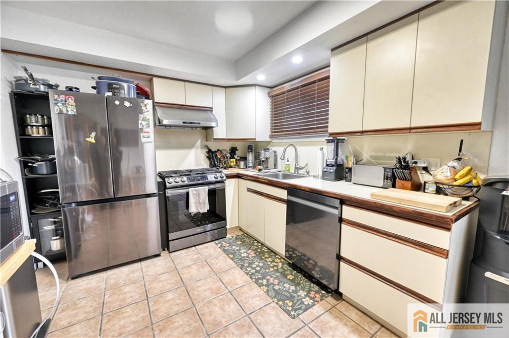 3313 Banta Road Image 2