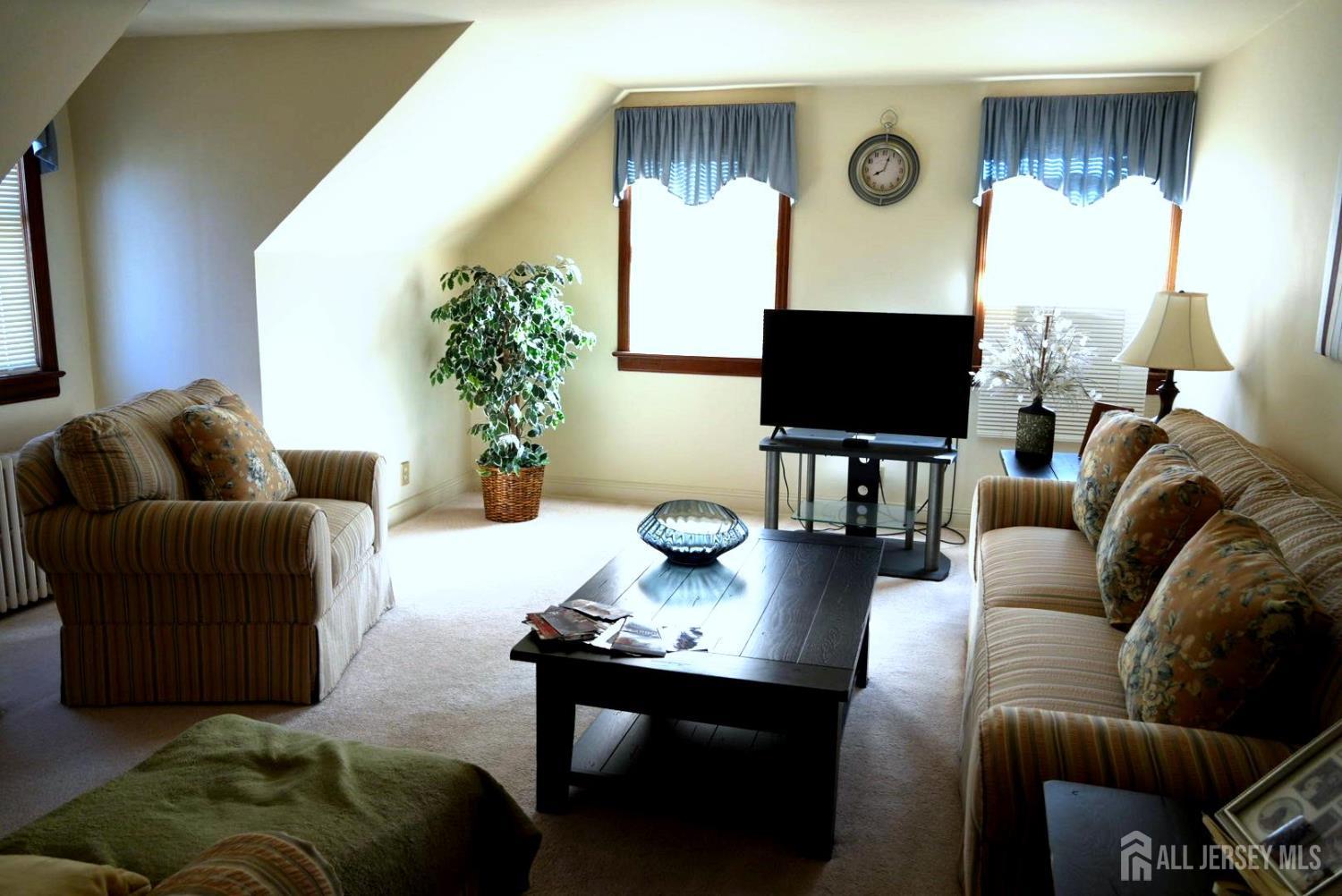 40 Cleremont Avenue, North Brunswick, NJ, 08902 image 15