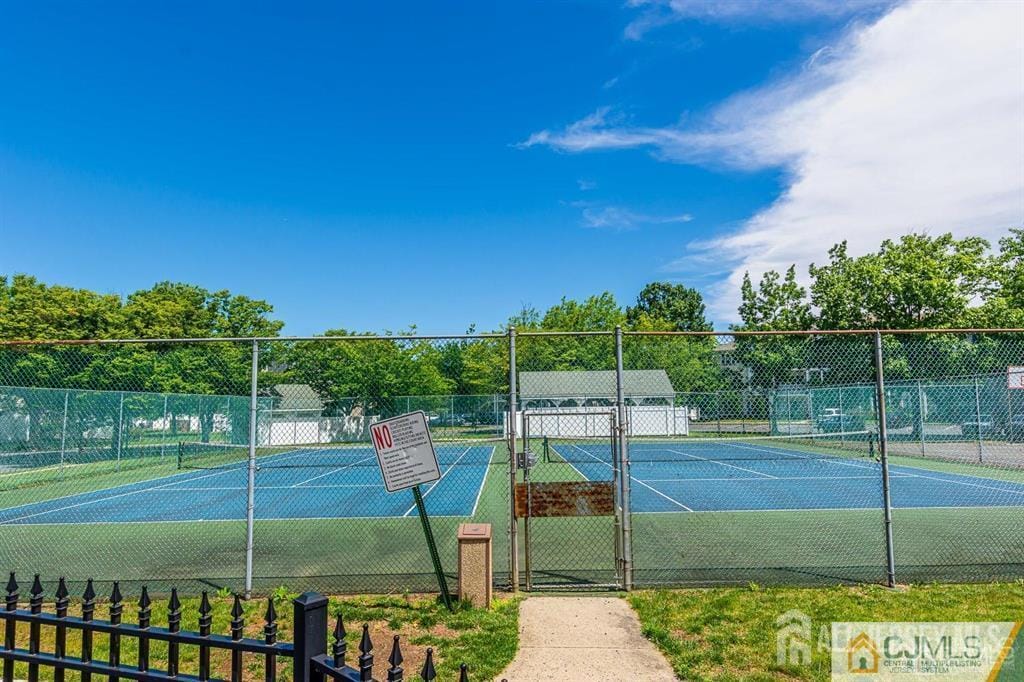 13 Albury Way, North Brunswick, NJ, 08902 image 15