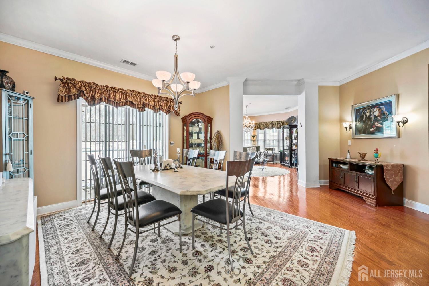 10101 Falston Circle Image 5