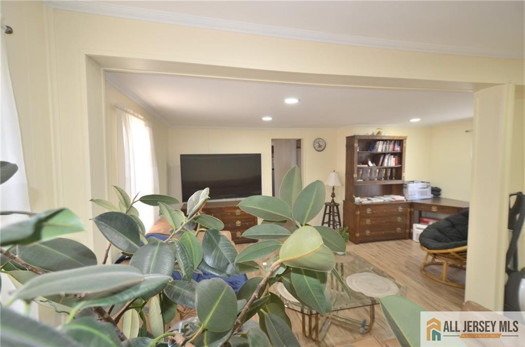 224 Gordon Street Image 3