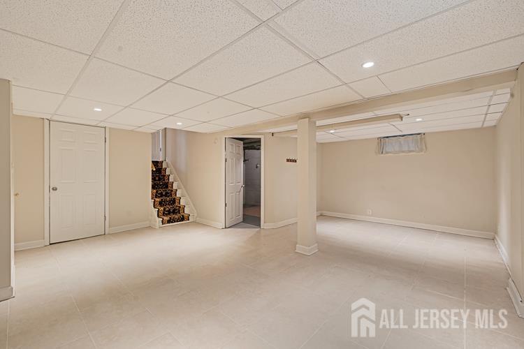 1035 Hillside Drive, North Brunswick, NJ, 08902 image 24