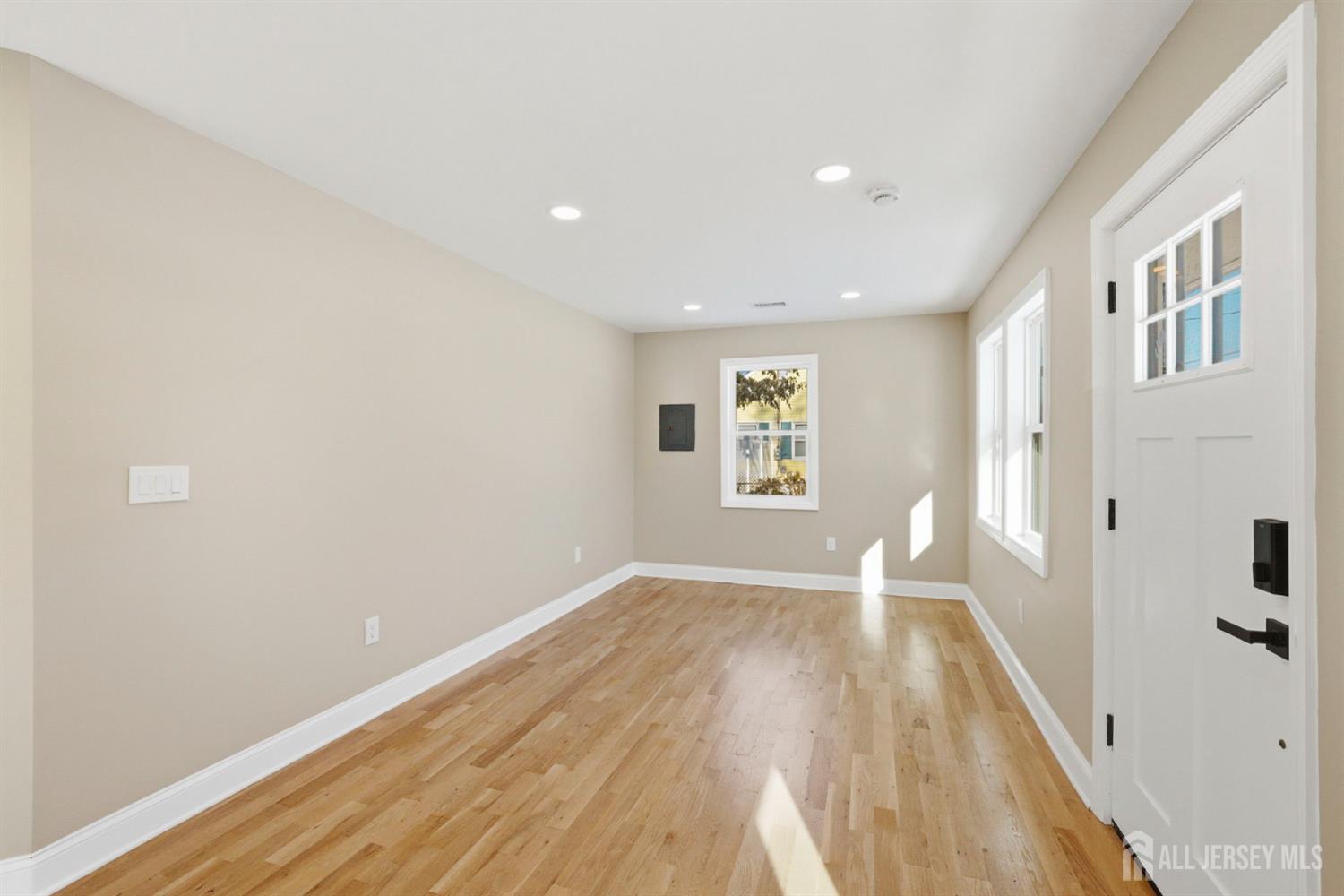 1299 Englishtown Road Image 5