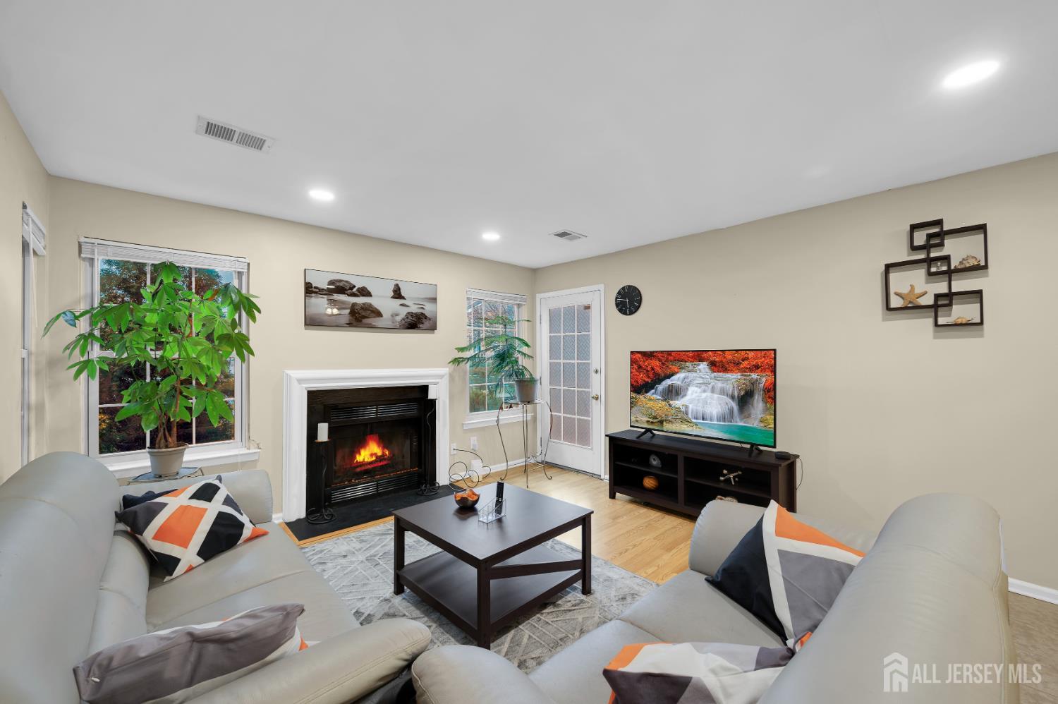 202 Blew Court Image 4