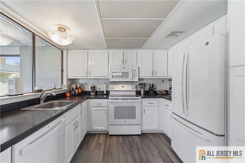 21 Celtis Plaza 21B, Monroe, NJ, 08831 image 11