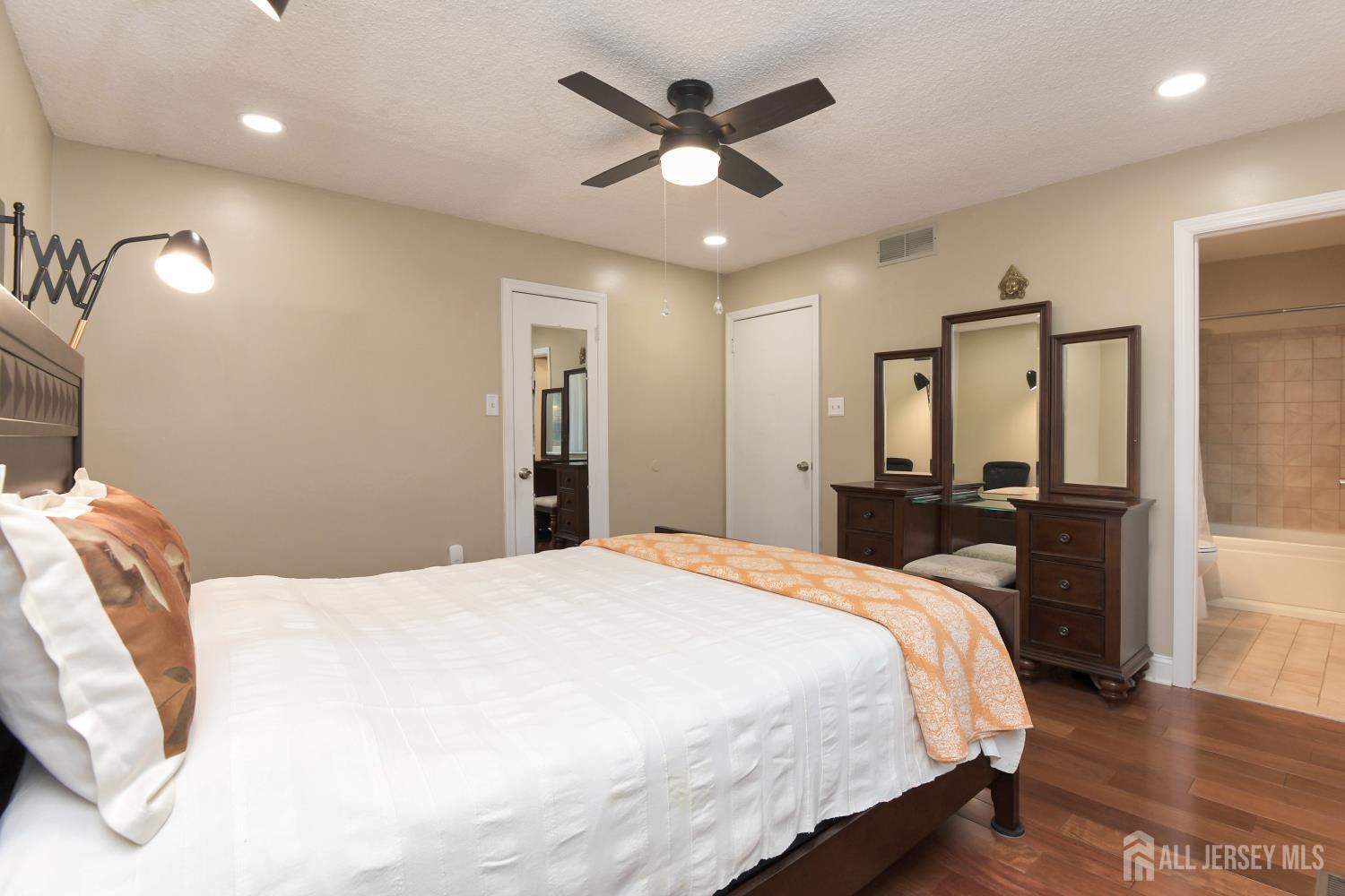 156 Hampshire Drive, Plainsboro, NJ, 08536 image 21