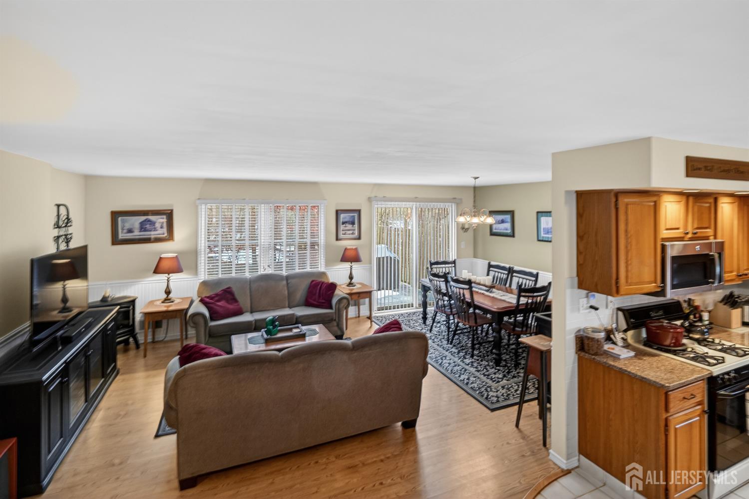 9 Parkside Drive, Spotswood, NJ, 08884 image 16