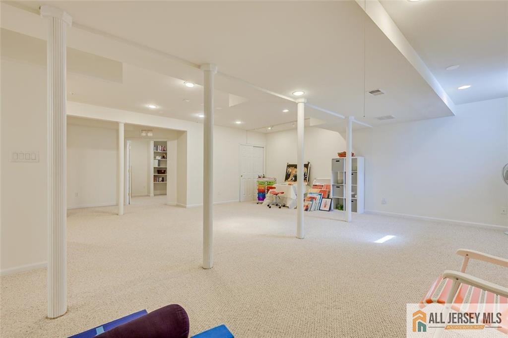 5 Labrador Drive, South Brunswick, NJ, 08824 image 14