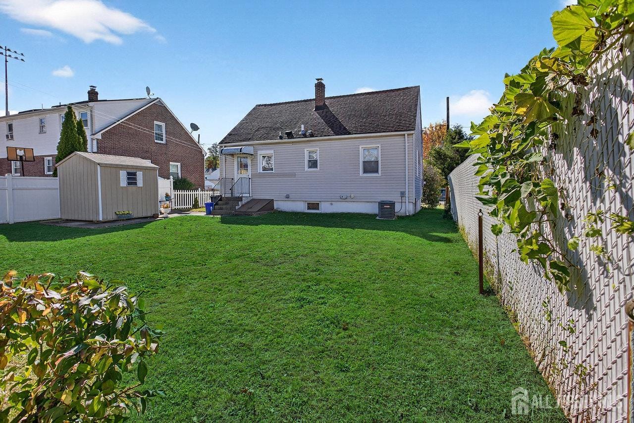 6 Elmwood Avenue, Carteret, NJ, 07008 image 24