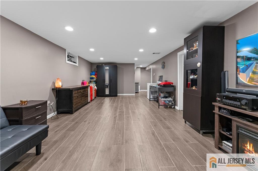 4 Burnham Road, East Brunswick, NJ, 08816 image 18