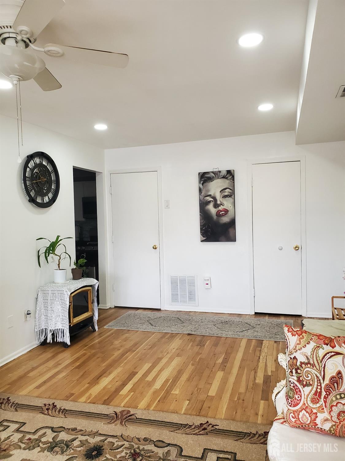 333 College Drive Image 3