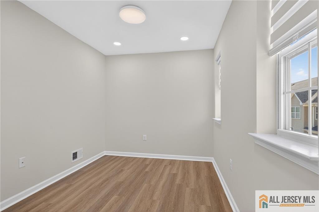 20 Andrews Way, Piscataway, NJ, 08854 image 25