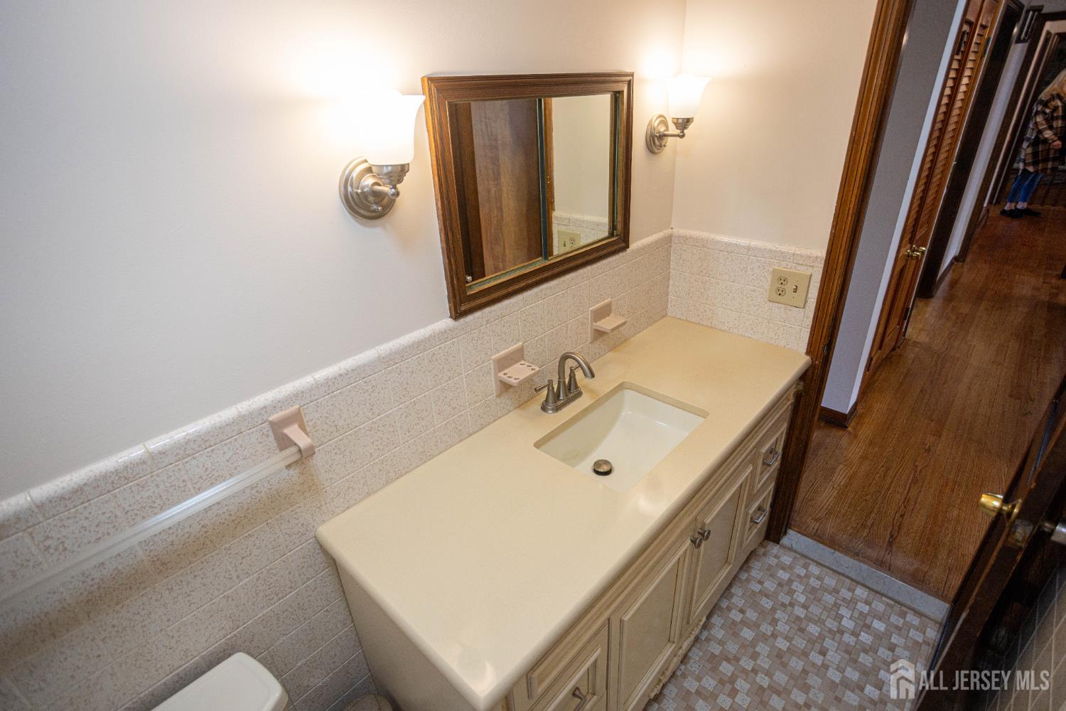 34 Douglas Street, Sayreville, NJ, 08872 image 9