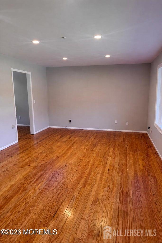 2 W end Avenue, Spotswood, NJ, 08884 image 28