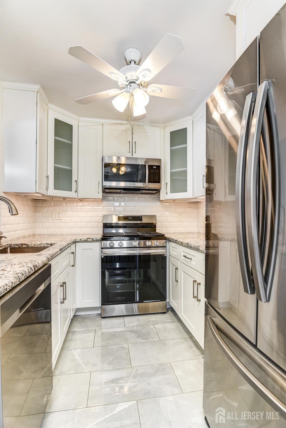 902 Harbor Club Drive, Parlin, NJ, 08859 image 13