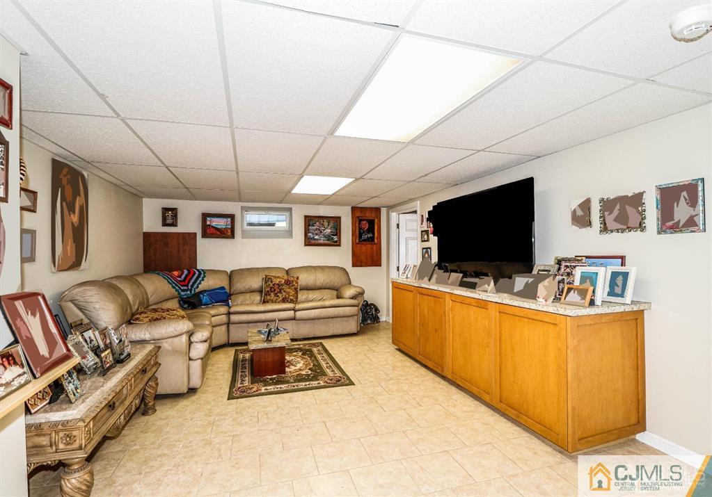 2 Agress Road, Millstone, NJ, 08535 image 30