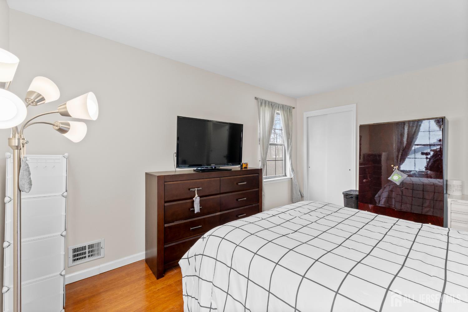 52 Westside Avenue, Avenel, NJ, 07001 image 27