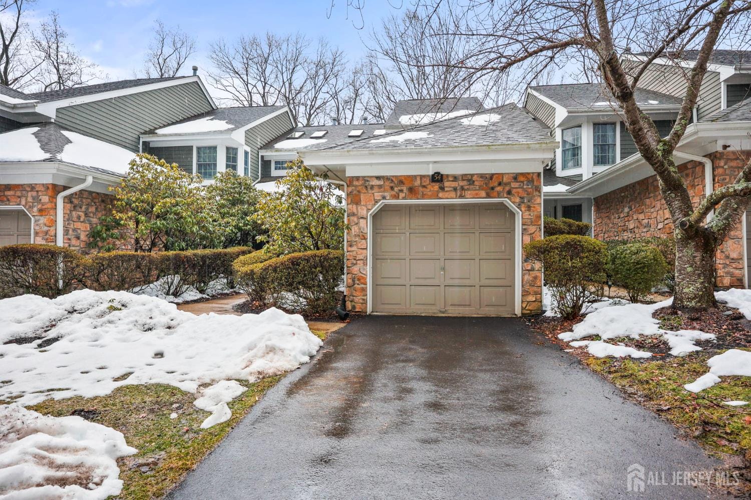 54 N Coriander Drive Image 2