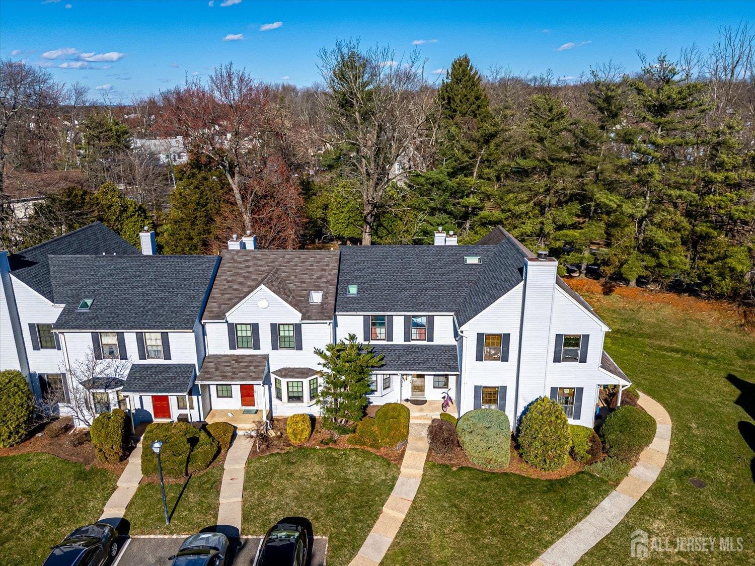 1704 Deerfield Drive Image 4