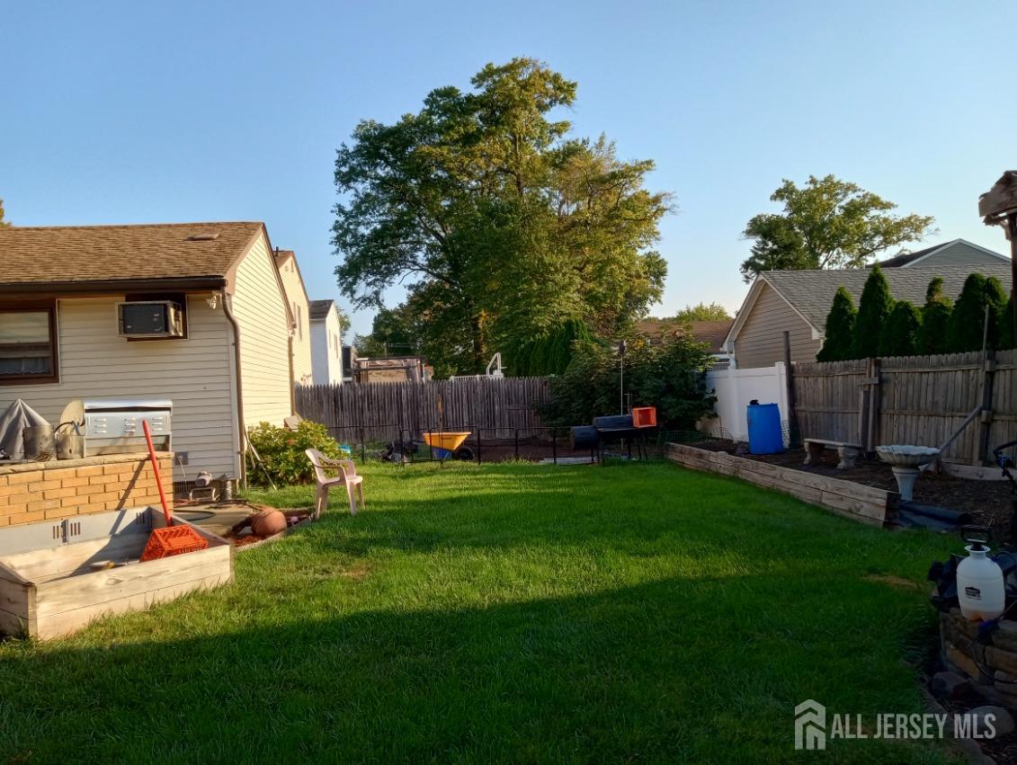 14 Chase Avenue Image 3