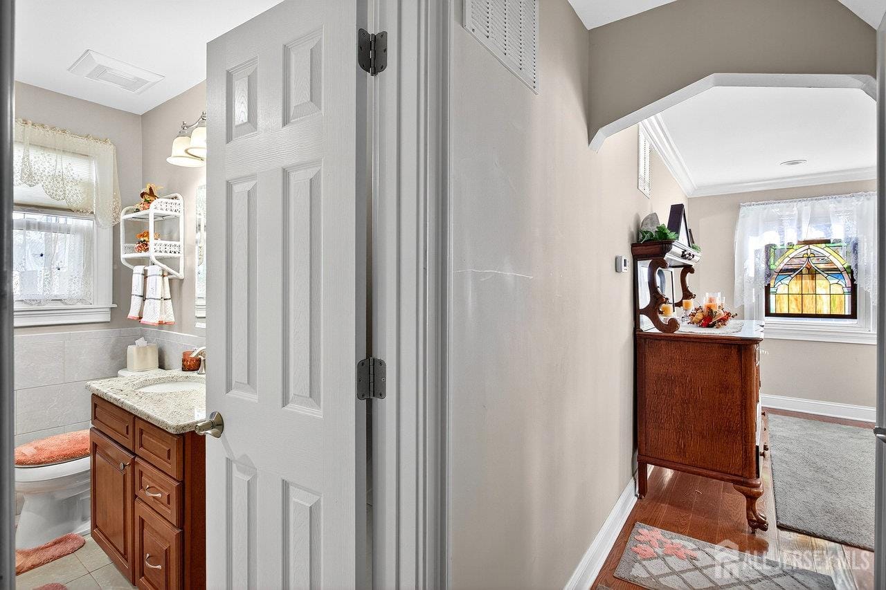 6 Elmwood Avenue, Carteret, NJ, 07008 image 20