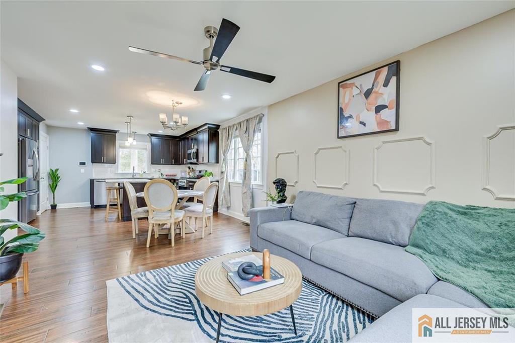 4 Pleasant Place Image 4