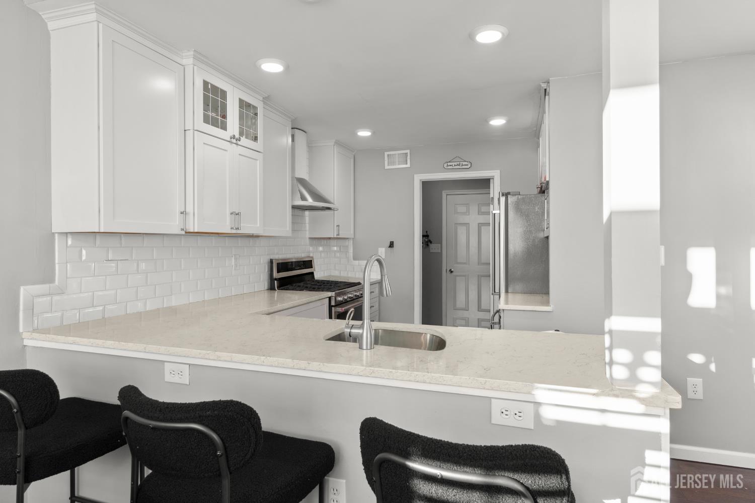 8 Pine Valley Lane, Monroe, NJ, 08831 image 16