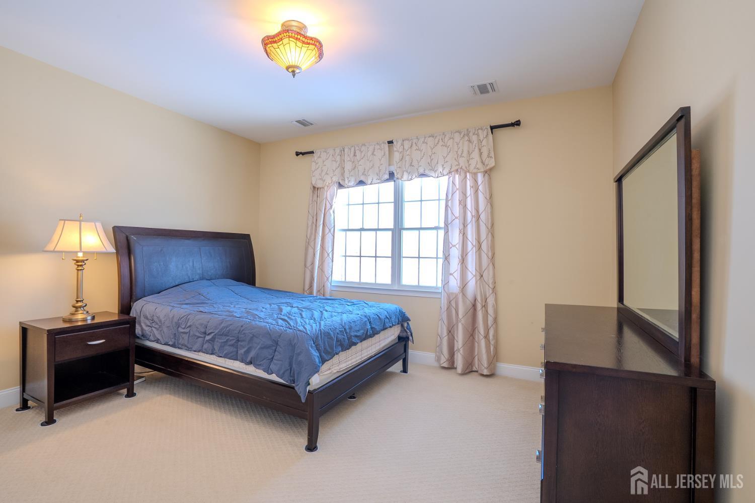 4 Heitz Lane, Hillsborough, NJ, 08844 image 57