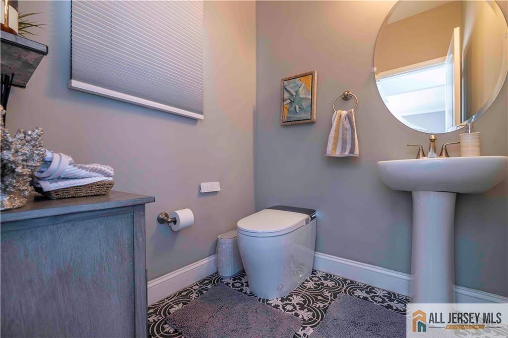 628 New Dover Road, Colonia, NJ, 07067 image 28