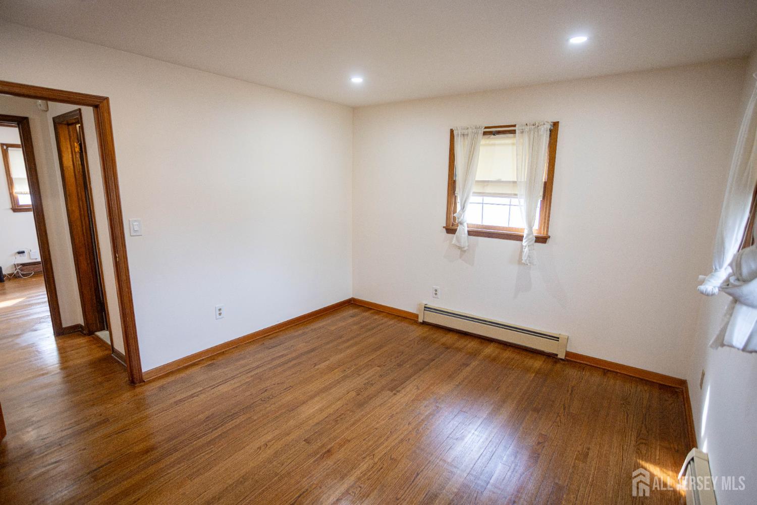 34 Douglas Street, Sayreville, NJ, 08872 image 8