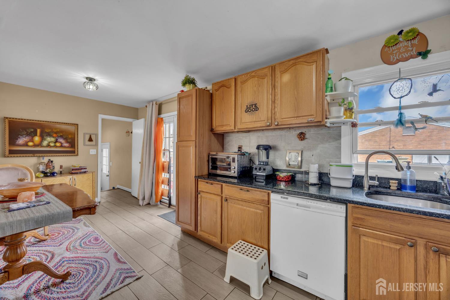 14 Hastings Place, Carteret, NJ, 07008 image 16