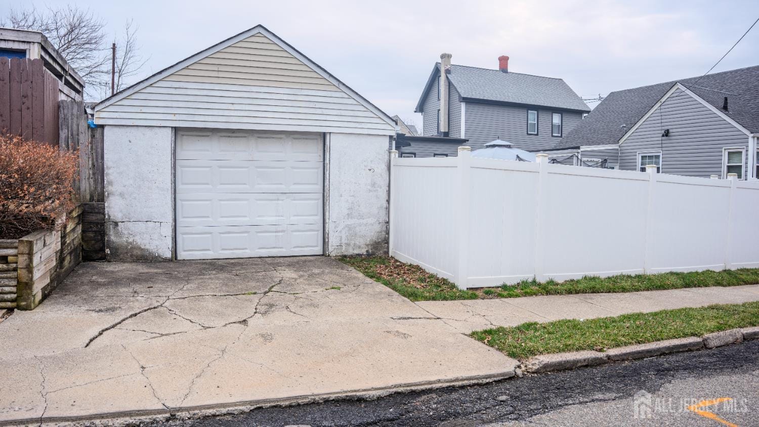 636 Lee Street, Perth Amboy, NJ, 08861 image 36