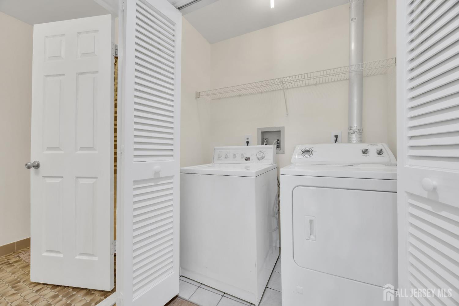 113 Heather Court 113, Edison, NJ, 08820 image 24