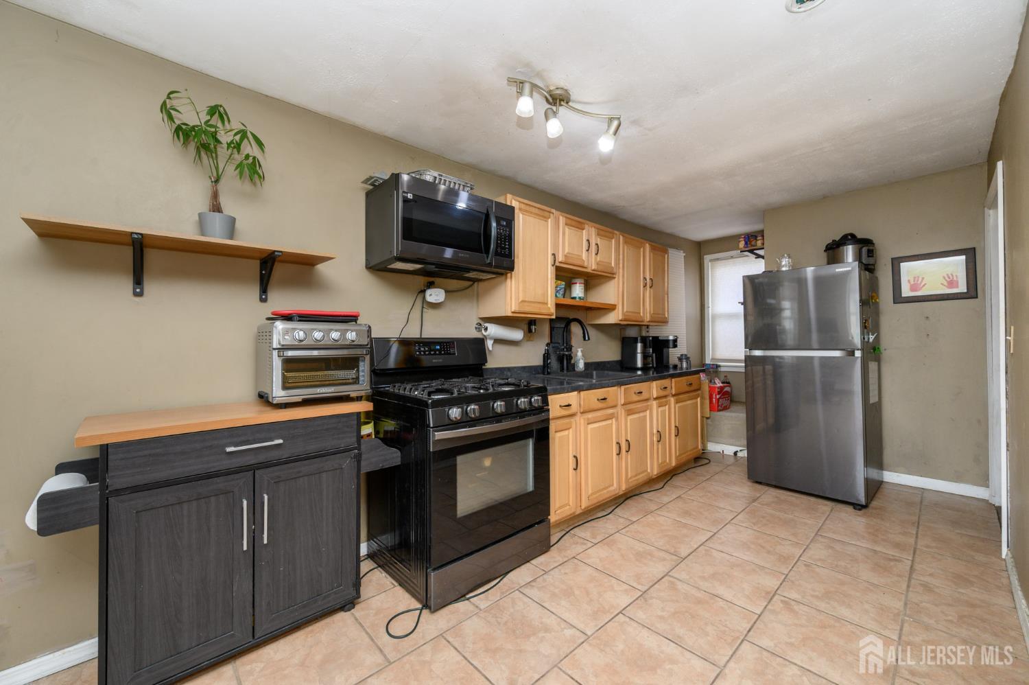 377 Avenel Street, Avenel, NJ, 07001 image 30